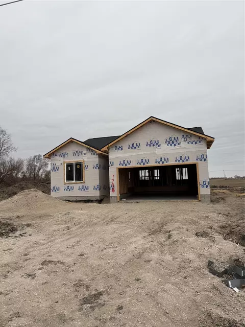 1738 1st St, Nevada, IA 50201