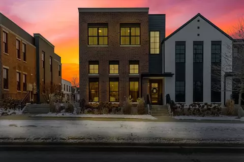 419 Main St, Pella, IA 50219