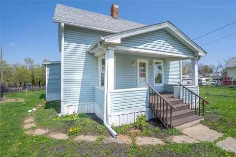 1116 1st Ave W, Newton, IA 50208