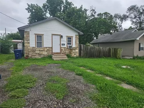 1517 Delaware Ave, Des Moines, IA 50317