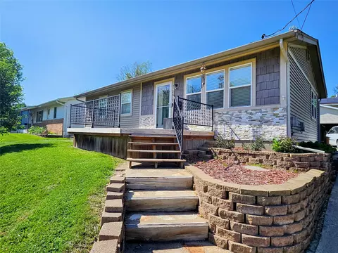 2612 Grandview Ave, Des Moines, IA 50317