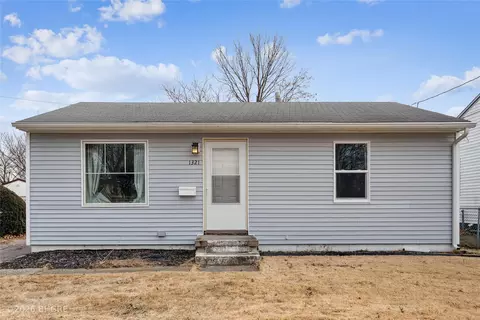 1321 E 25th St, Des Moines, IA 50317