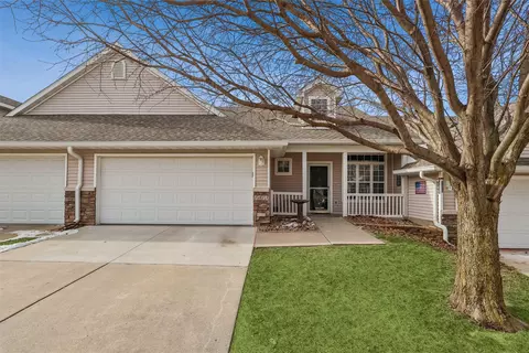 1013 NW Prairie Ridge Dr, Ankeny, IA 50023