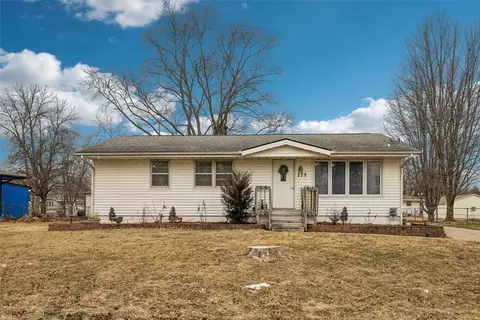 175 Waukee Ave, Waukee, IA 50263