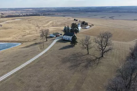 15018 Scotch Ridge Rd, Carlisle, IA 50047