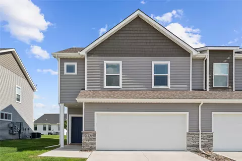 1235 NW 33rd Ln, Ankeny, IA 50023