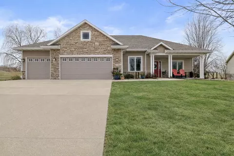 2713 Georgetown Ave, Norwalk, IA 50211