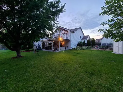 5304 Brookview Dr, West Des Moines, IA 50266