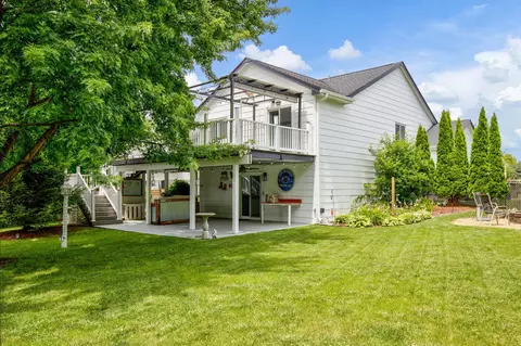 5304 Brookview Dr, West Des Moines, IA 50266