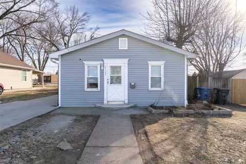 3113 State Ave, Des Moines, IA 50317