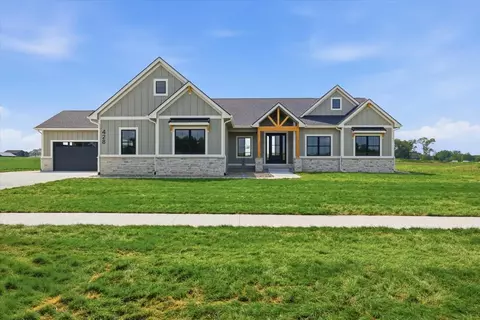 428 NE Monarch Dr, Polk City, IA 50226