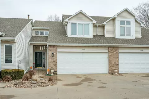 2811 SE 22nd St #220, Des Moines, IA 50320