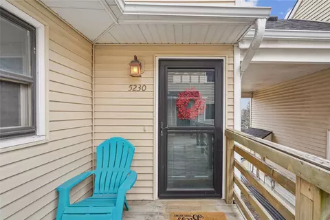 5230 Dakota Dr, West Des Moines, IA 50265