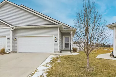 1445 Primrose Dr SE, Altoona, IA 50009