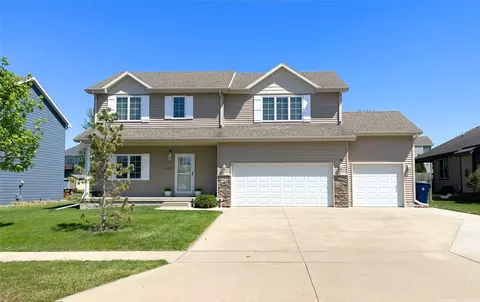 4205 147th St, Urbandale, IA 50323