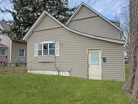 1105 Euclid Ave, Des Moines, IA 50313