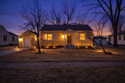 1169 SW Kenworthy Dr, Ankeny, IA 50023