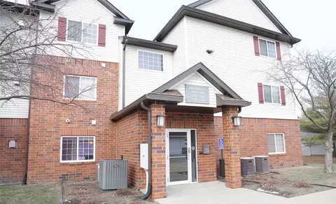 6440 Ep True Pkwy #3201, West Des Moines, IA 50266
