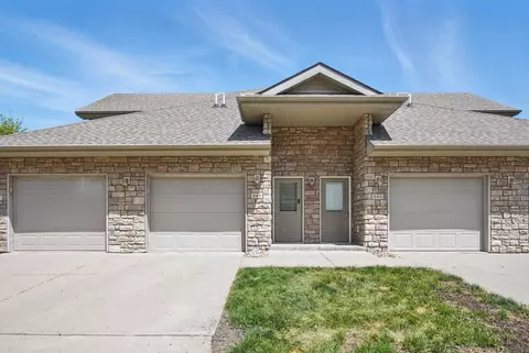 545 Maggie Ln, Altoona, IA 50009
