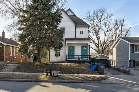 3916 9th St, Des Moines, IA 50313