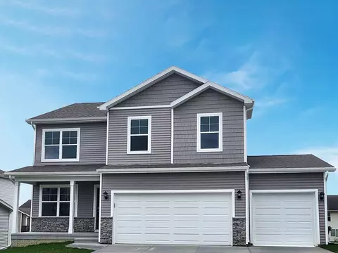 111 40th St SW, Altoona, IA 50009