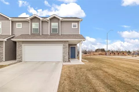 246 NE Meadow Ln, Ankeny, IA 50021