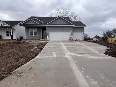 2210 Ash Tree Dr, Winterset, IA 50273