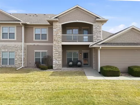 2602 NE Oak Dr #5, Ankeny, IA 50021