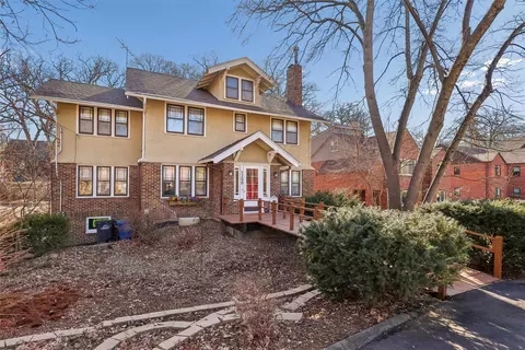 5200 Ingersoll Ave, Des Moines, IA 50312