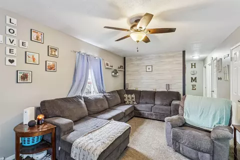 2924 Kinsey Ave, Des Moines, IA 50317