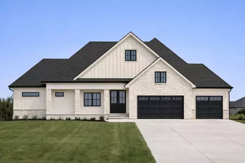 2004 NE Pond View Ct, Ankeny, IA 50021
