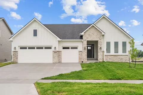2806 NW Fairfield Ct, Ankeny, IA 50023