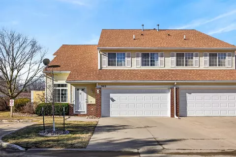 3701 Brook Ridge Ct #903, Des Moines, IA 50317