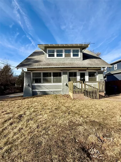 1300 46th St, Des Moines, IA 50311