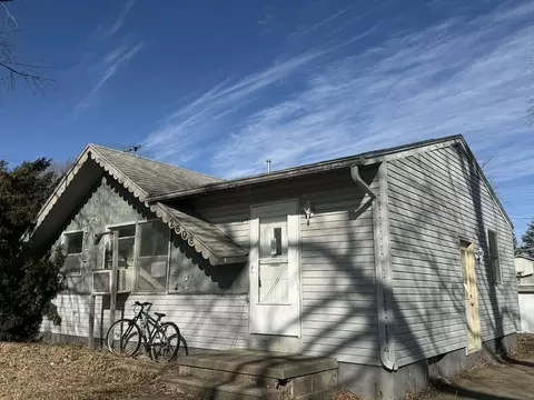 2608 Taft St, Perry, IA 50220