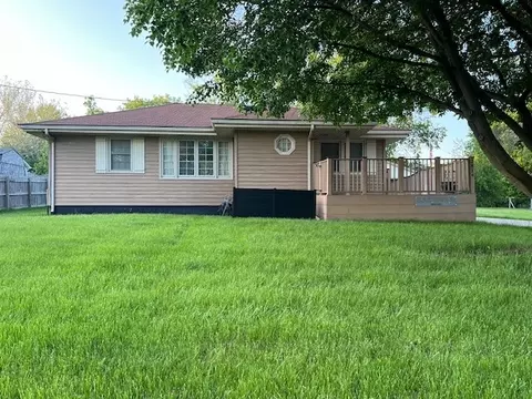 2814 E Douglas Ave, Des Moines, IA 50317