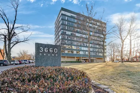 3660 Grand Ave #810, Des Moines, IA 50312
