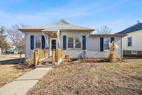 228 Crawford St, Boone, IA 50036