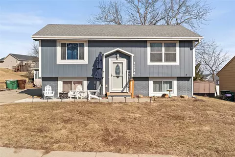 1514 W Euclid Ave, Indianola, IA 50125