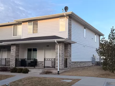 2301 SE Sydney Ln, Waukee, IA 50263