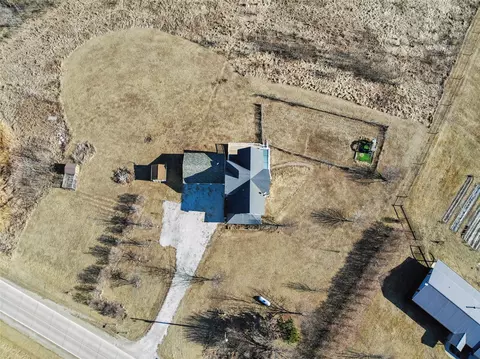 5825 G24 Hwy, Carlisle, IA 50047