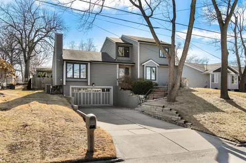 6414 Northwest Dr, Windsor Heights, IA 50324