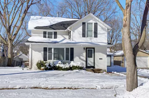 713 Crawford Ave, Ames, IA 50010