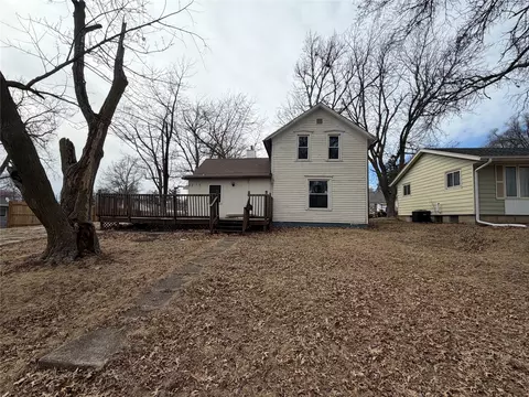 1102 N Division St, Creston, IA 50801
