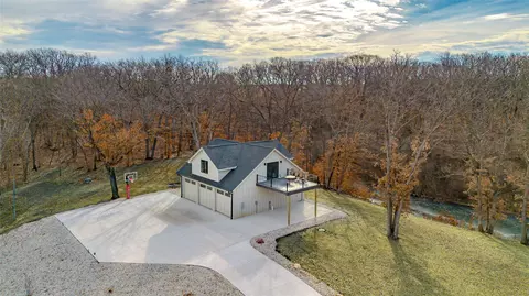 9262 Diamondhead Dr, Dexter, IA 50070
