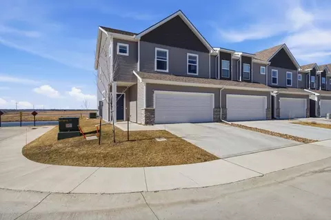202 NE Whitetail Ln, Ankeny, IA 50021