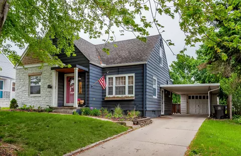 1819 57th St, Des Moines, IA 50310