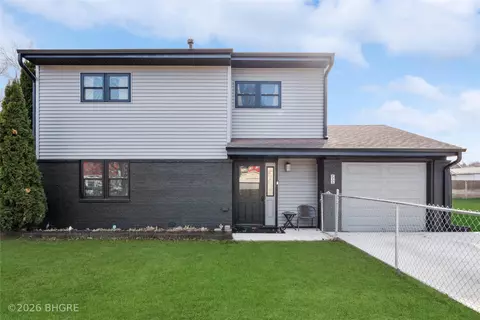 205 E Livingston Ave, Des Moines, IA 50315