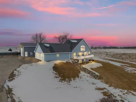 3569 Little Wall Lake Rd, Jewell, IA 50130