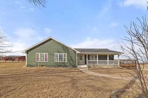 3183 155th St, Cumming, IA 50061